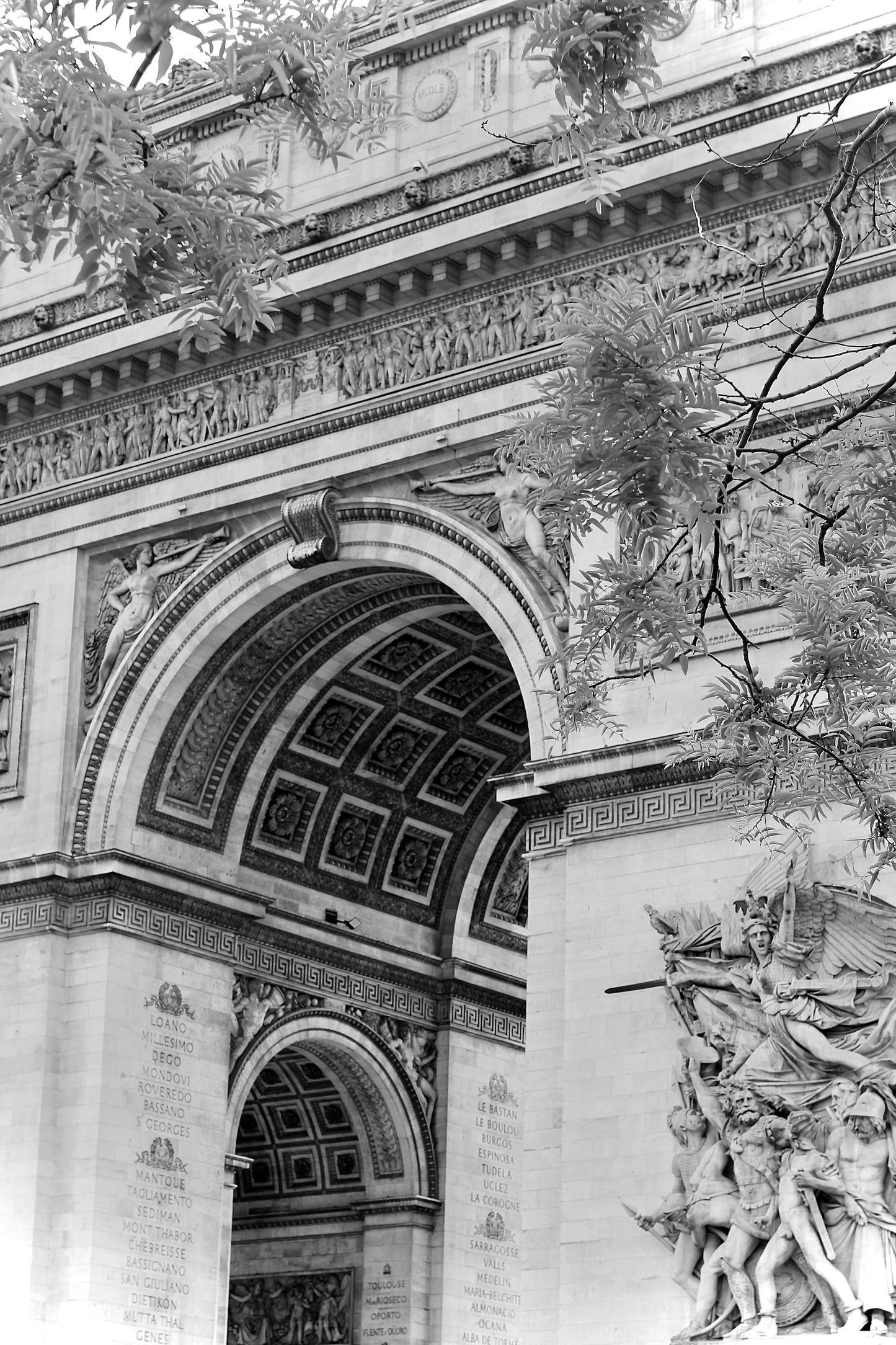 Arch of triumph by Barbara Lardera